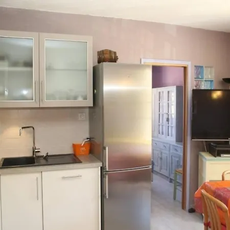 Agay Plage 10 Apartamento *