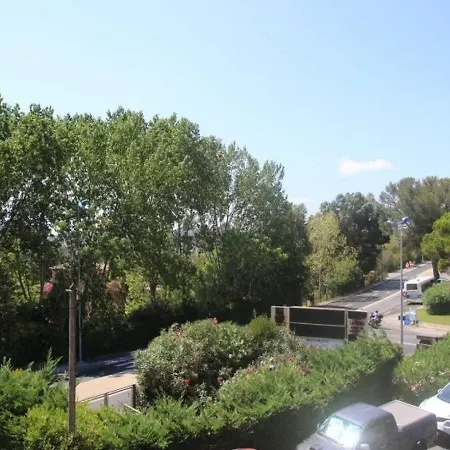 Agay Plage 10 Apartamento *